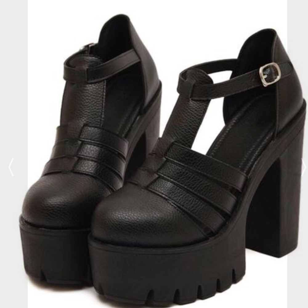 Platform shoe